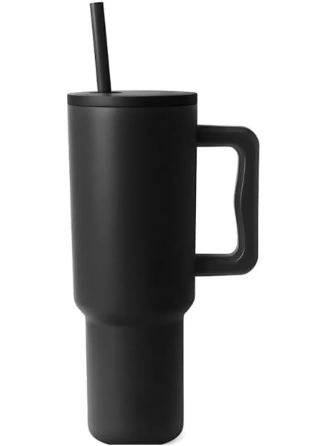 كوب من الفولاذ المقاوم للصدأ معزول بتفريغ الهواء سعة، مزود بمقبض وغطاء مانع للتسرب وماصة قابلة لإعادة الاستخدام - يحافظ على المشروبات ساخنة وباردة، مثالي للسفر والنادي الرياضي (أسود) - Image 1